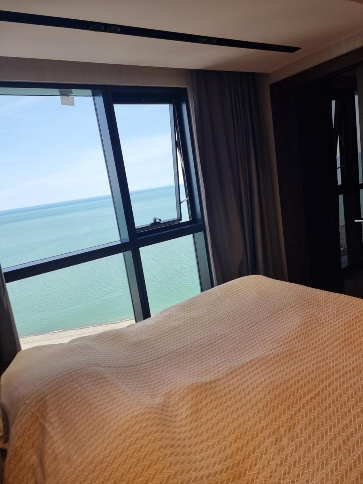 Premium Apartment In Porta Batumi Tower Exterior photo
