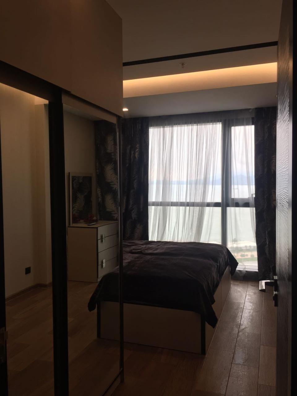 Premium Apartment In Porta Batumi Tower Exterior photo